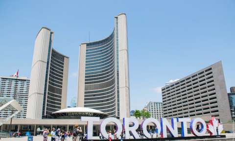 Vé máy bay TP.HCM đi Toronto Canada