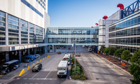 Vé máy bay đi Mỹ định cư