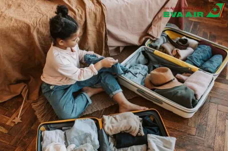 trẻ em đi máy bay một mình EVA Air, trẻ em bay một mình EVA Air, trẻ em không đi cùng người lớn EVA Air, trẻ em không có người lớn đi kèm EVA Air, quy định trẻ em đi máy bay một mình EVA Air, giấy tờ cho trẻ em đi một mình EVA Air