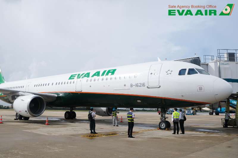 gia-ve-may-bay-di-my-mua-world-cup-2026