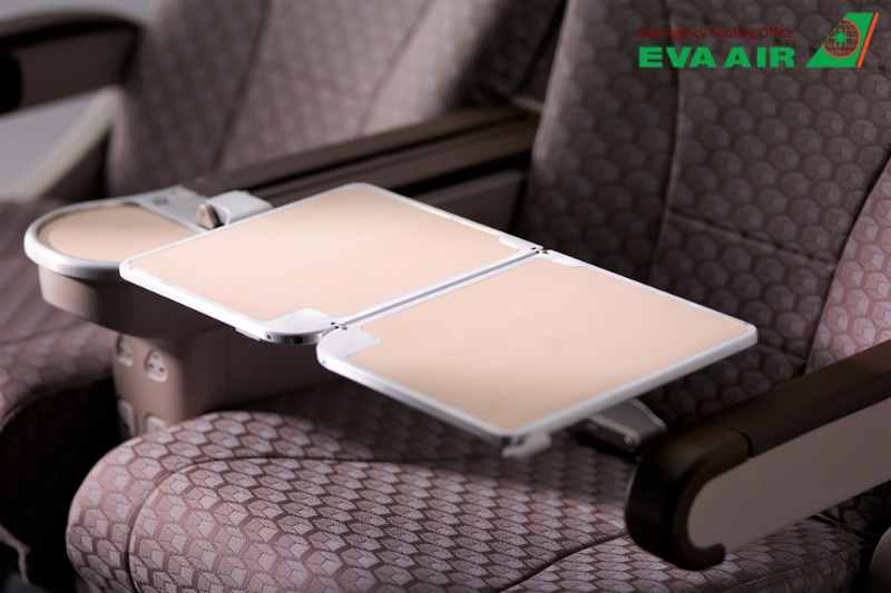Upgrade vé EVA Air lên Premium Economy, nâng cấp vé EVA Air, nâng cấp lên hạng phổ thông cao cấp EVA Air, upgrade PE EVA Air, upgrade Premium Economy EVA Air, nâng lên Premium Economy EVA Air, cách nâng cấp Premium Economy EVA Air