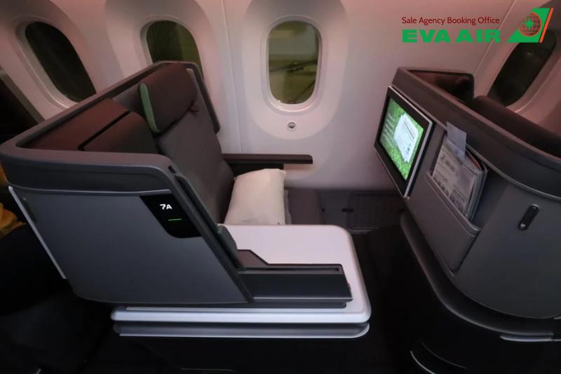 nâng hạng vé EVA Air được thêm hành lý không, hành lý khi nâng hạng vé EVA Air,  tiêu chuẩn hành lý theo hạng vé mới, quyền lợi hành lý khi nâng hạng vé EVA Air,nâng hạng EVA Air có tăng hành lý không, nâng hạng vé EVA Air bằng tiền có thêm hành lý không