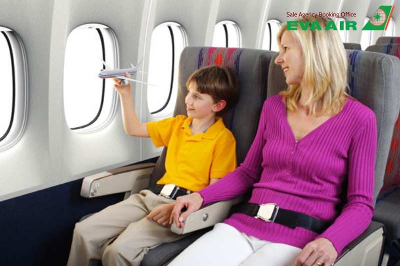 Giấy Tờ Trẻ Em Đi Máy Bay EVA Air, giấy tờ trẻ sơ sinh đi máy bay EVA Air, hồ sơ trẻ em đi máy bay EVA Air, Giấy tờ trẻ vị thành niên đi máy bay EVA Air, giấy tờ trẻ em không có cha mẹ đi cùng EVA Air, Giấy tờ trẻ em đi một mình EVA Air