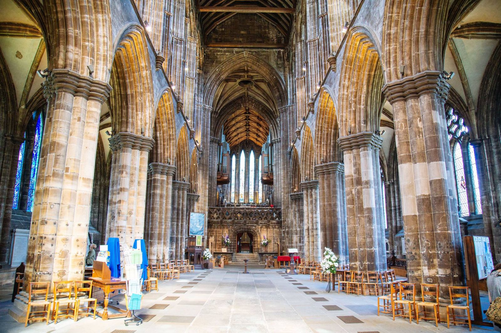 vé máy bay đi Glasgow giá rẻ