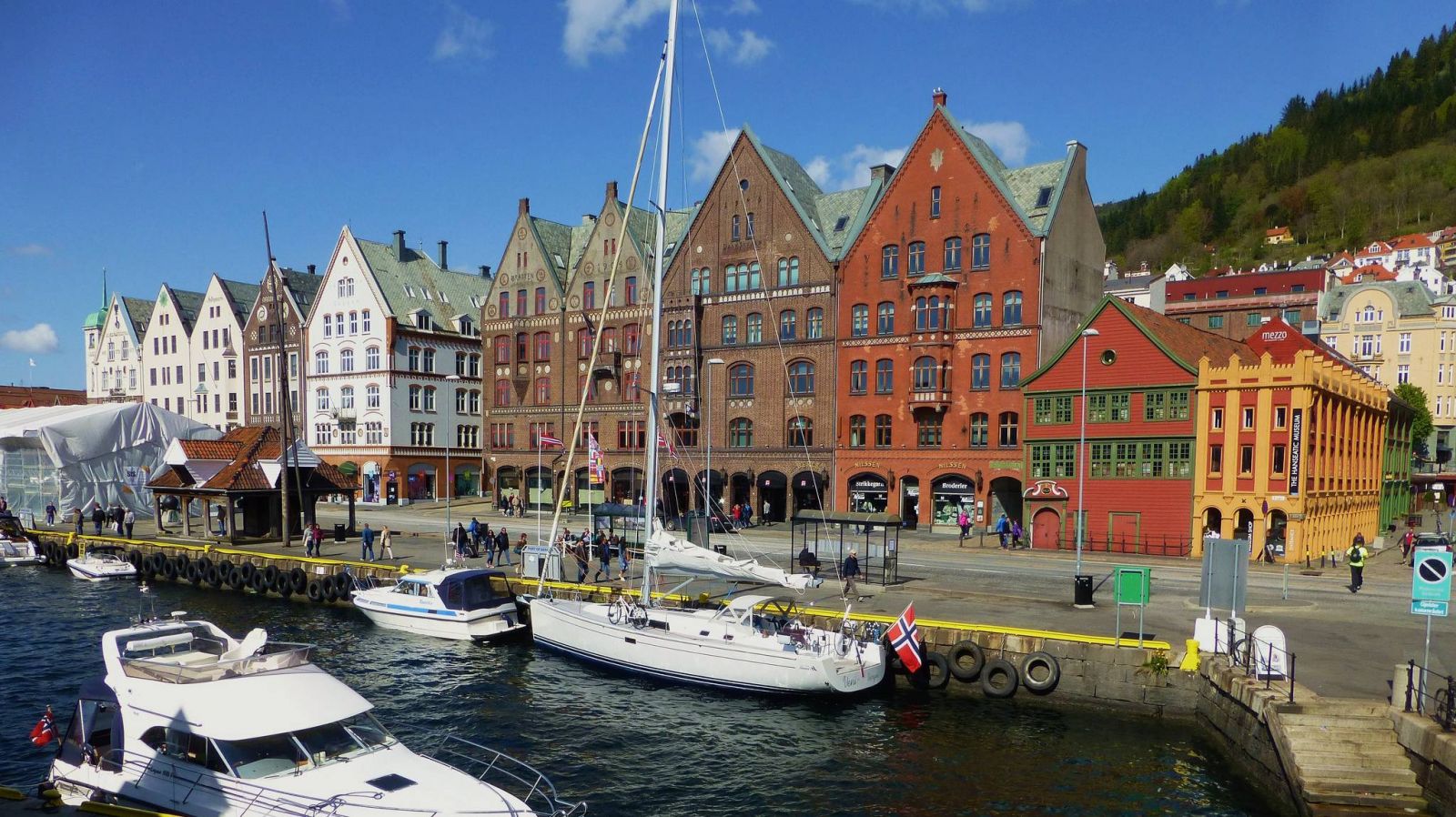 vé máy bay đi Bergen giá rẻ