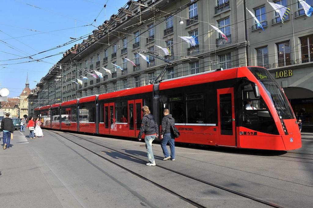 vé máy bay đi Bern giá rẻ