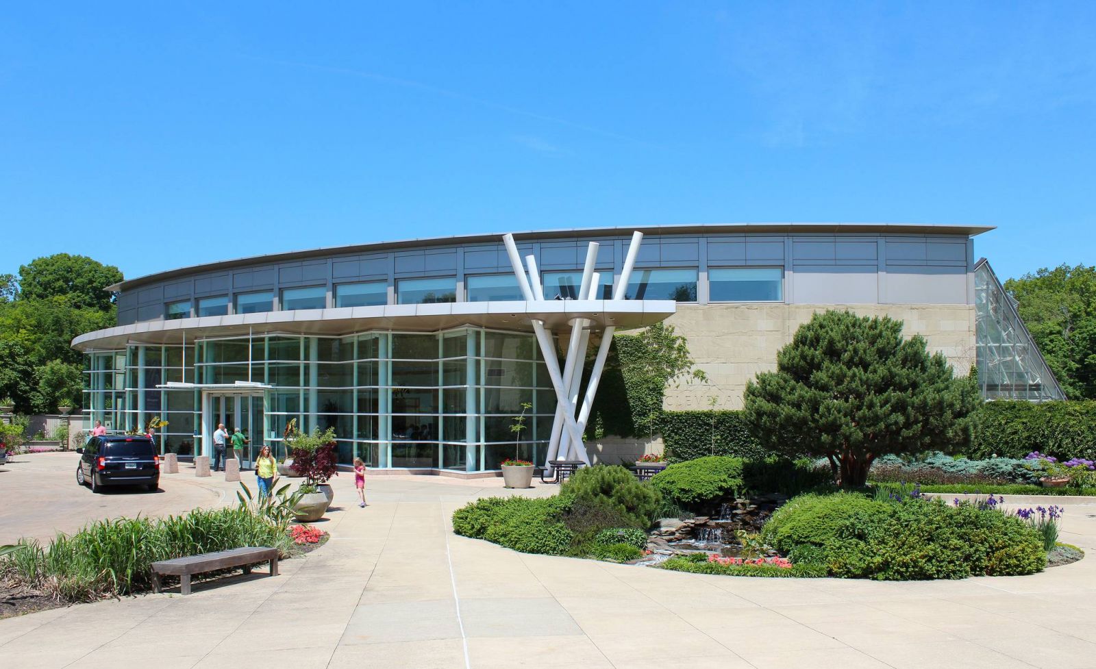 ve-may-bay-di-cleveland-eva-air