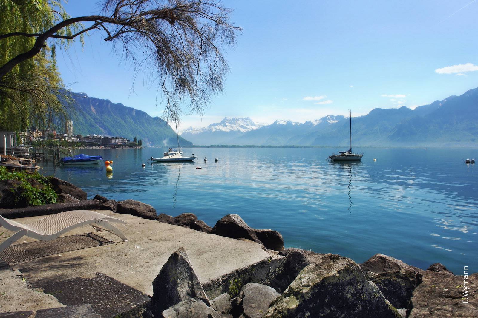 vé máy bay đi Geneva giá rẻ