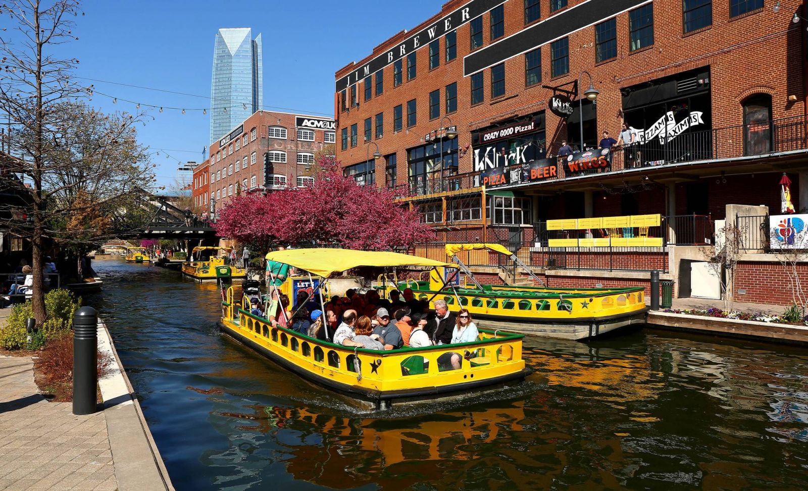 ve-may-bay-di-oklahoma-city-eva-air