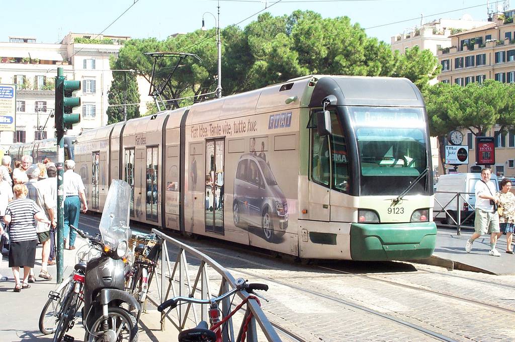 Vé máy bay EVA Air giá rẻ đi Rome – Ý