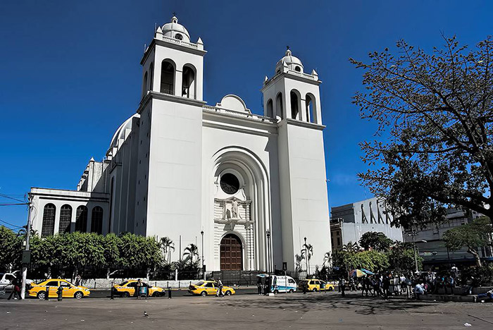 vé máy bay đi San Salvador giá rẻ 2