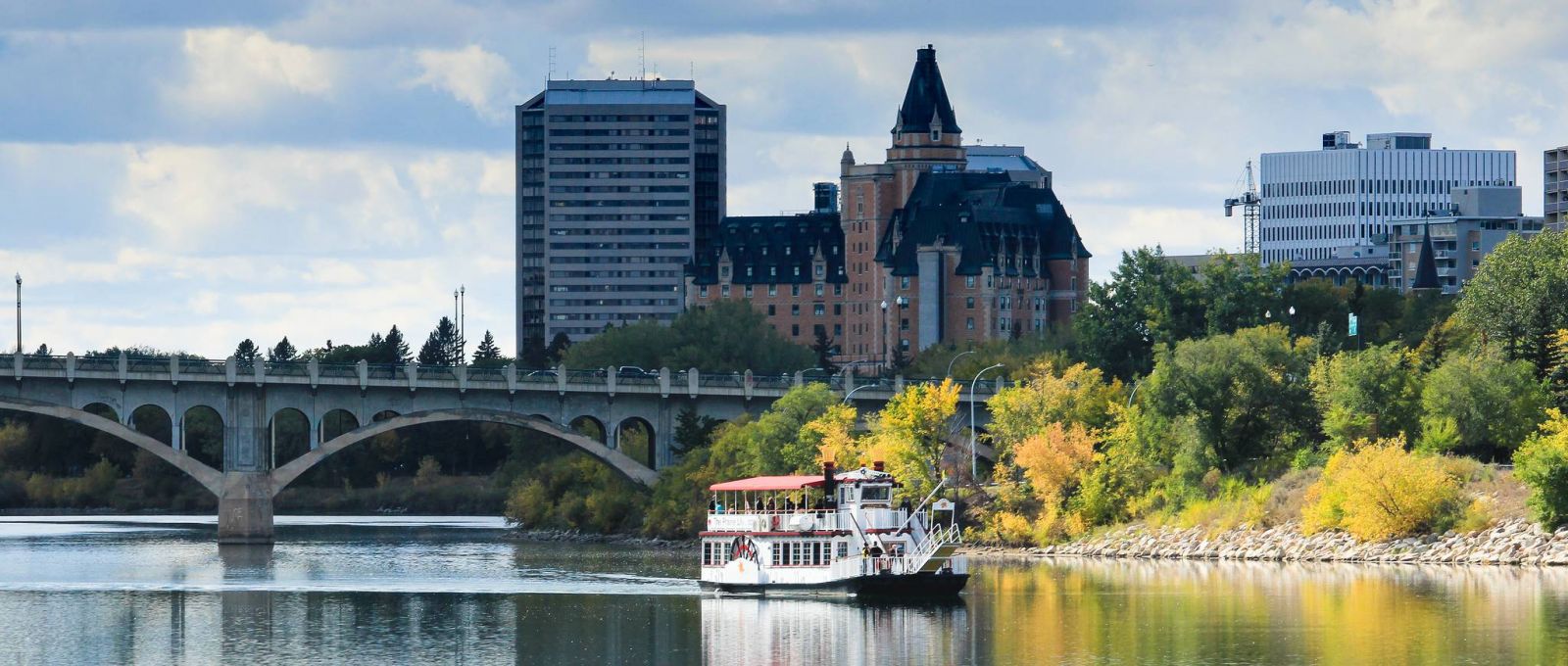 Vé máy bay đi Saskatoon EVA Air