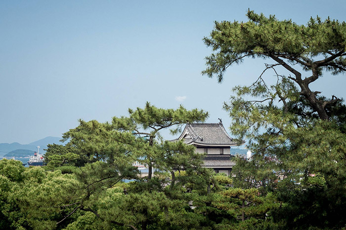 Thành phố cảng lâu đời Takamatsu