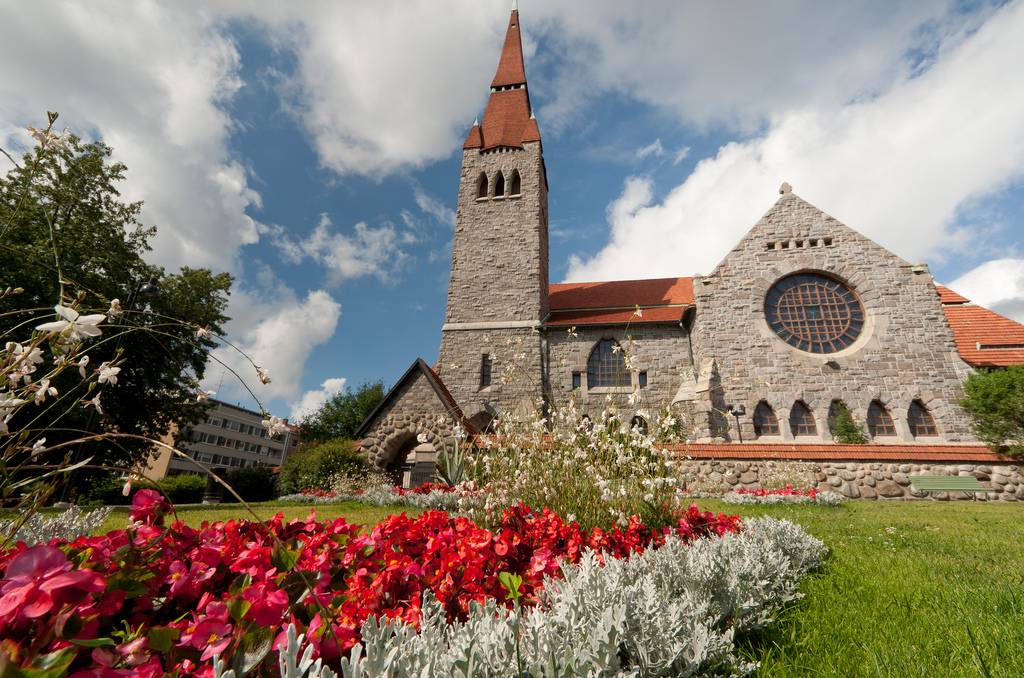 Vé máy bay giá rẻ đi Tampere hãng EVA Air