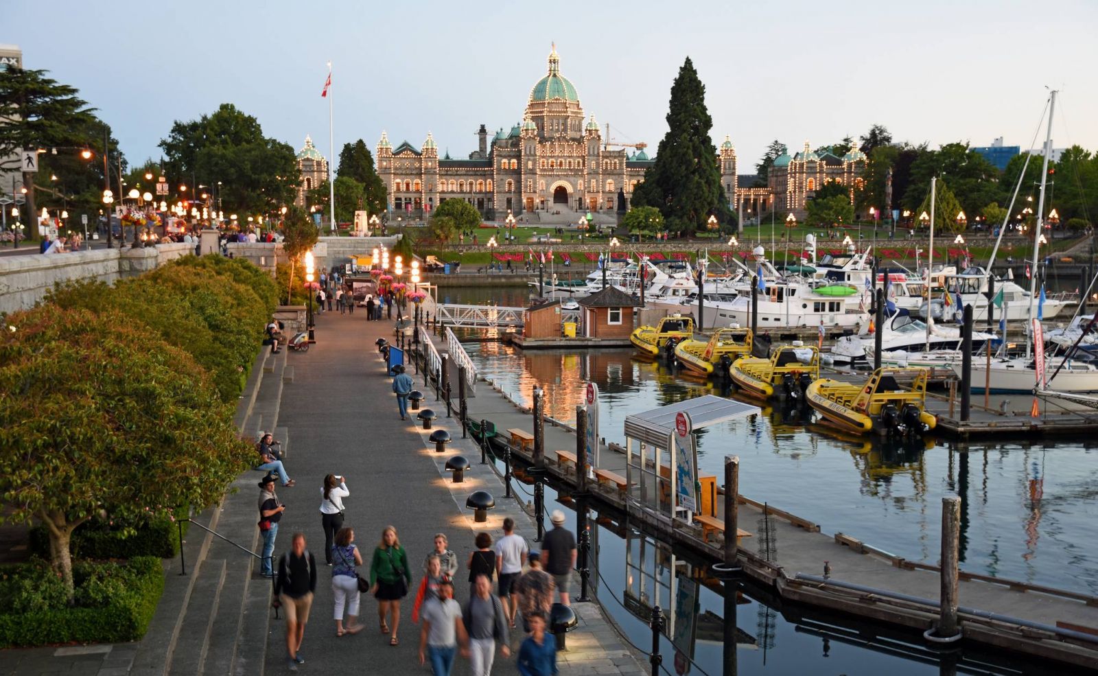 Đặt vé máy bay đi Victoria