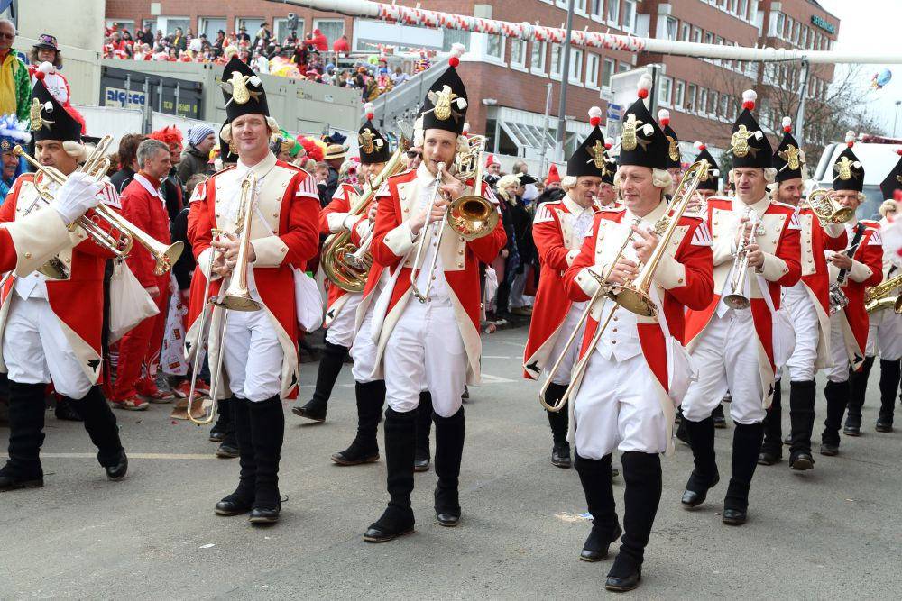 vé máy bay đi Cologne giá rẻ