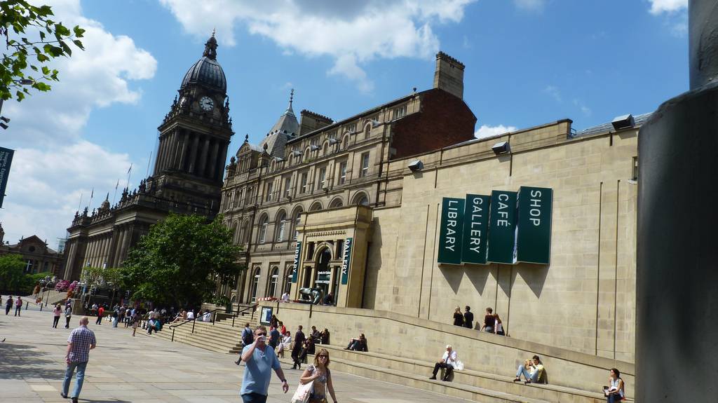 vé máy bay đi Leeds giá rẻ 