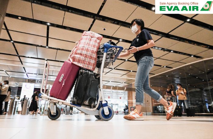 Chọn trang phục đi máy bay đường dài thoải mái