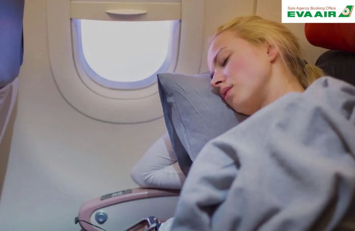 Các mẹ bầu nên lựa chọn chỗ ngồi Eva Air thoải mái