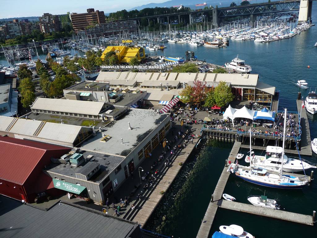 Mua vé máy bay đi Vancouver