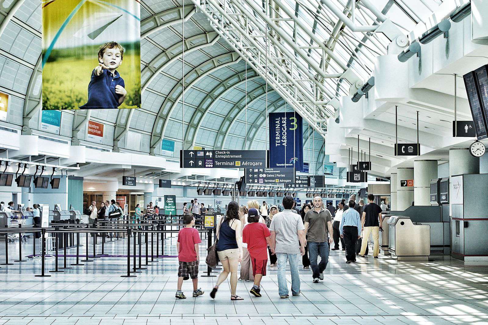 mua vé máy bay đi Canada 