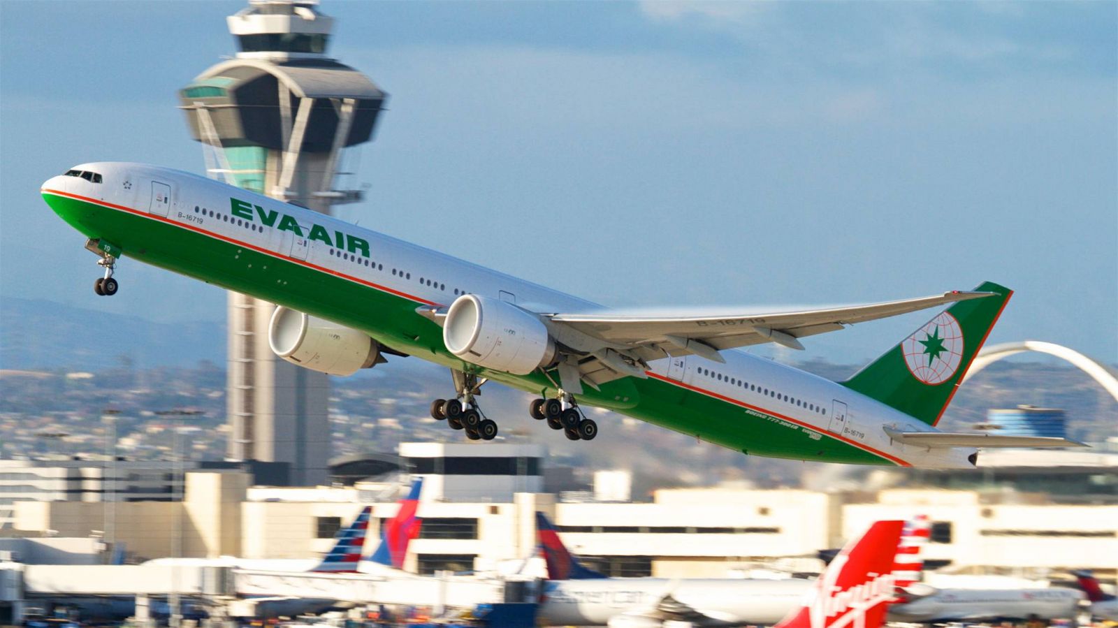 tìm vé máy bay đi Mỹ giá rẻ