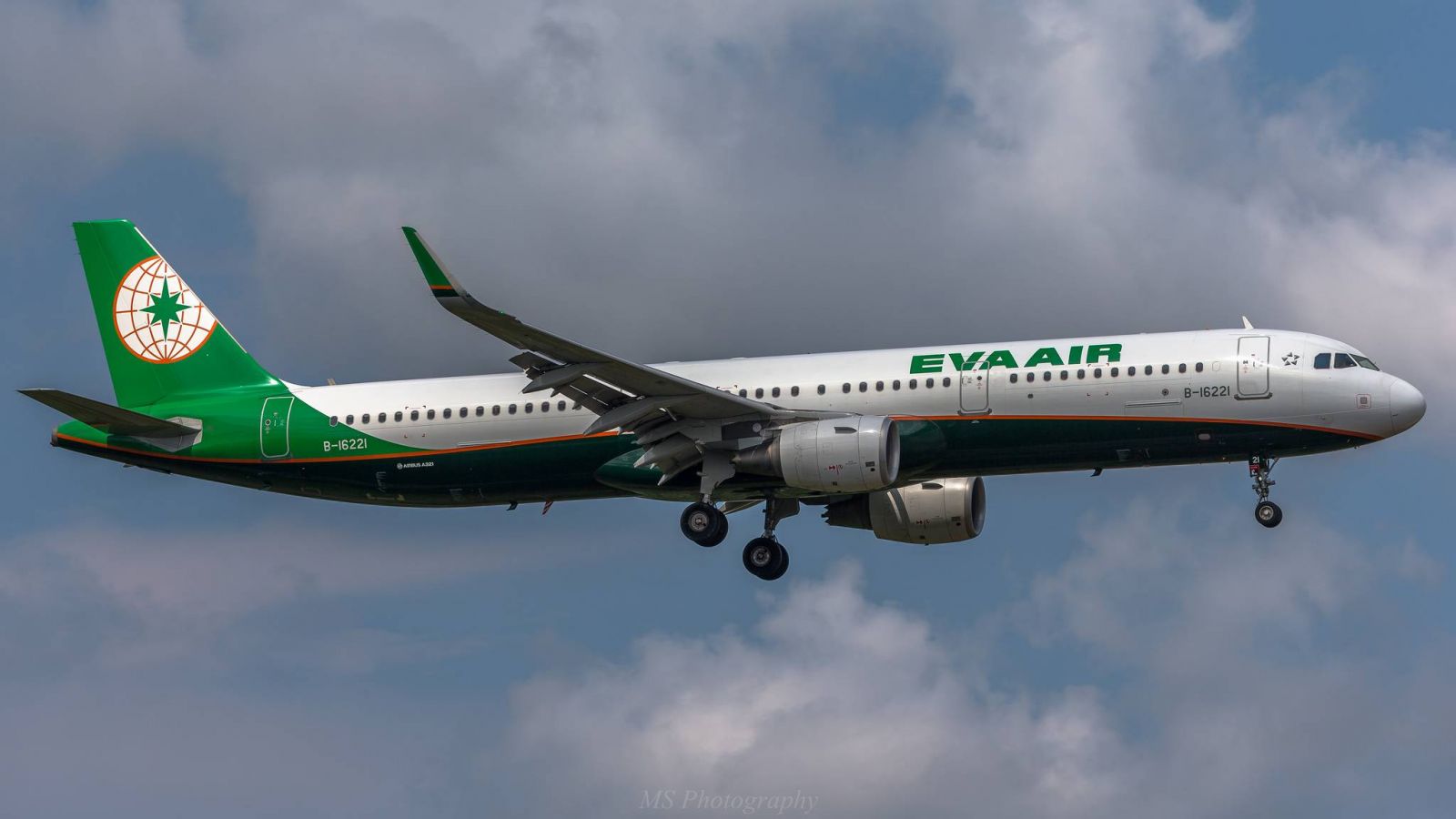 Vé máy bay đến Canada