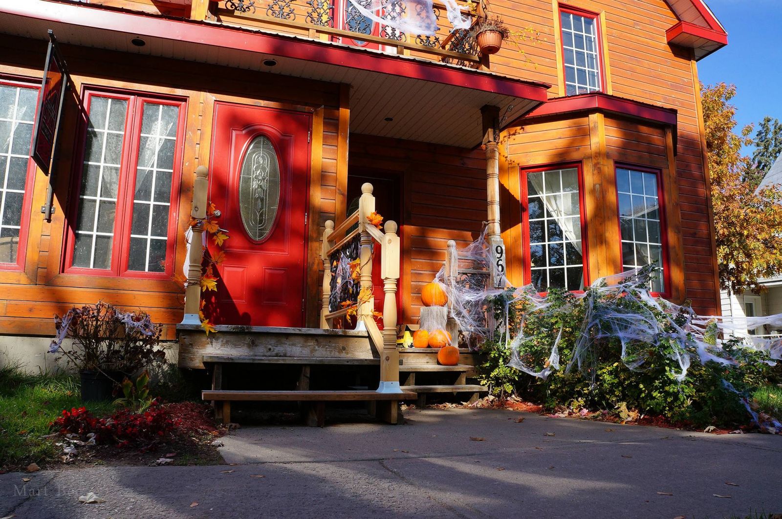 Vé máy bay đi Canada ngày Halloween