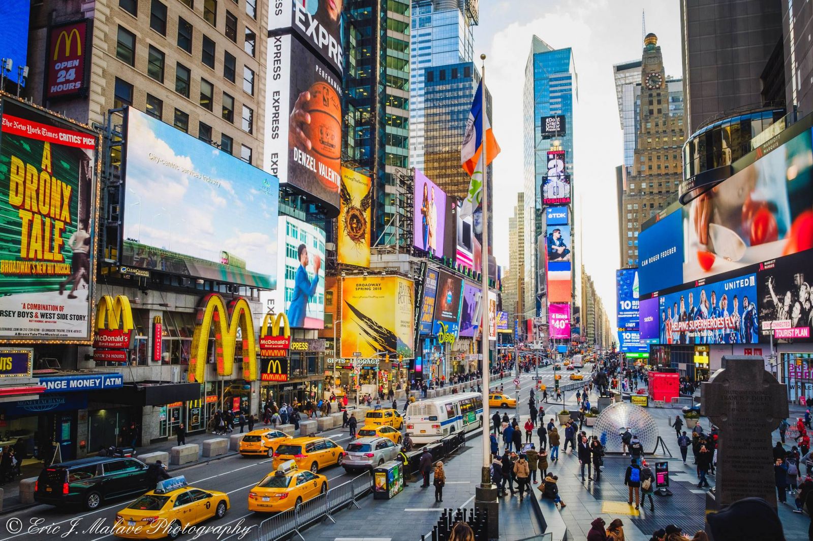 Vé máy bay đi Mỹ giá bao nhiêu tiền