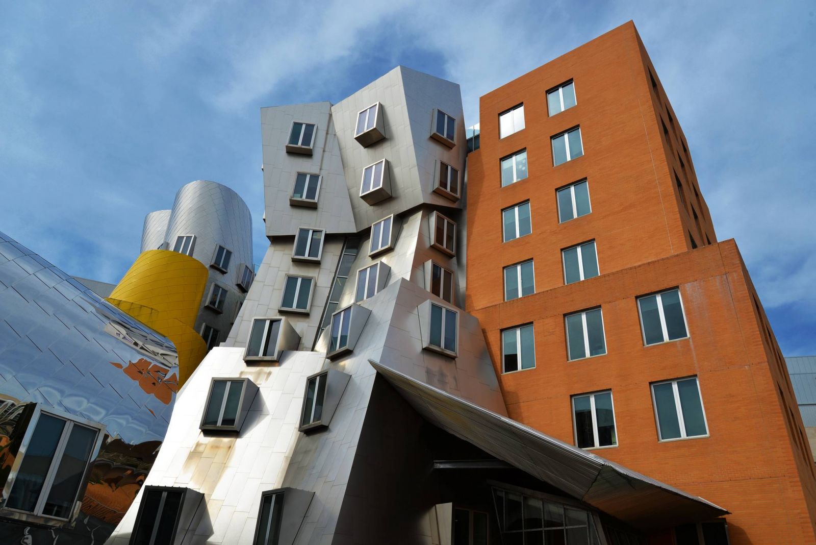 Vé máy bay đi Mỹ khoảng bao nhiêu