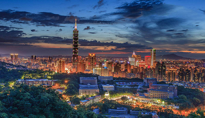 ve-may-bay-eva-air-gia-re-di-dai-bac-dai-loan