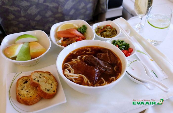 Thực đơn Premium Laurel Class