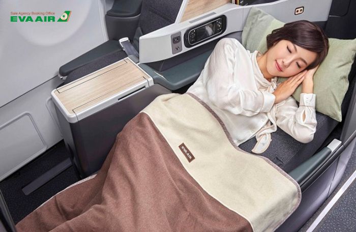Cấu trúc khoang ghế EVA Air