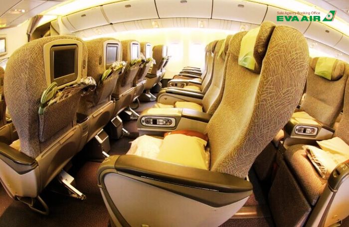 Không gian cabin EVA Air