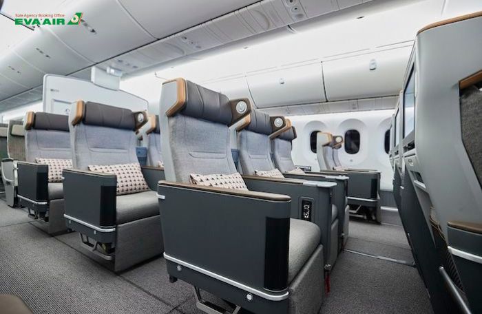 Không gian hạng ghế EVA Air