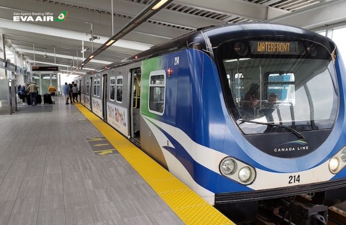 Di chuyển từ sân bay Vancouver