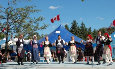 Vé máy bay đi Edmonton giá rẻ