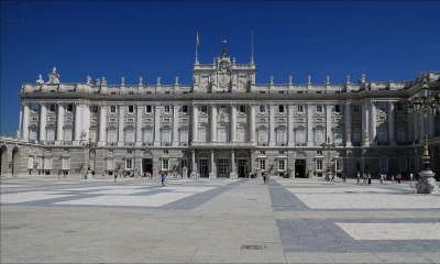 Vé máy bay EVA Air giá rẻ đi Madrid - Tây Ban Nha