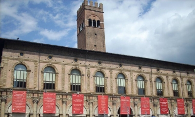 Vé máy bay EVA Air giá rẻ đi Bologna – Ý