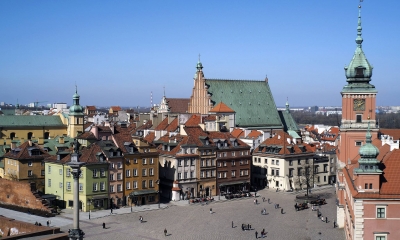 Vé máy bay giá rẻ đi Warszawa hãng EVA Air