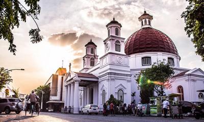 Vé máy bay EVA Air đi Semarang giá rẻ